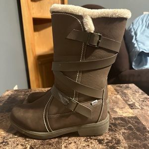 Totes winter boots- Woman’s size 9